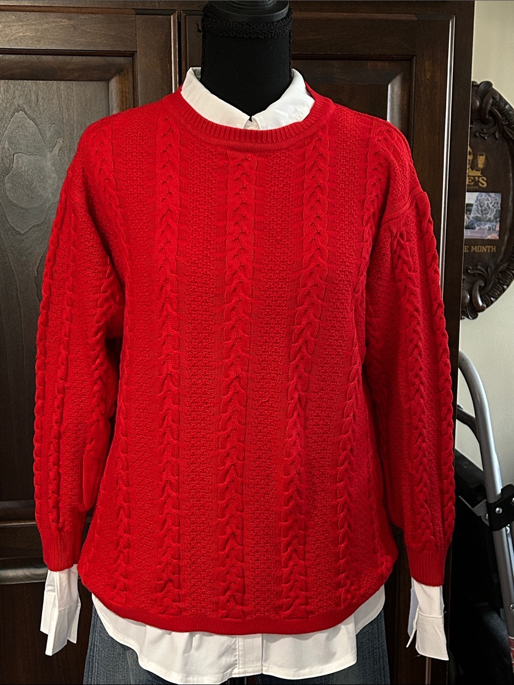Liz Claiborne Collection Sz M Red Cable Knit Crewneck Sweater